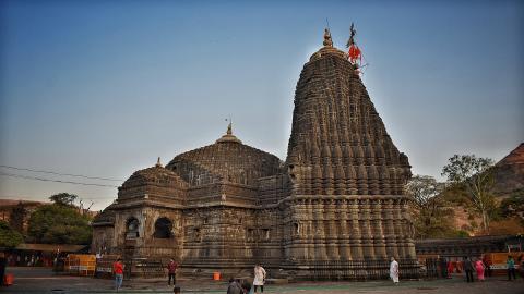 trimbakeshwar-jyotirlinga-nashik-maharashtra.jpg